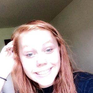 Meet your Posher, Chloe